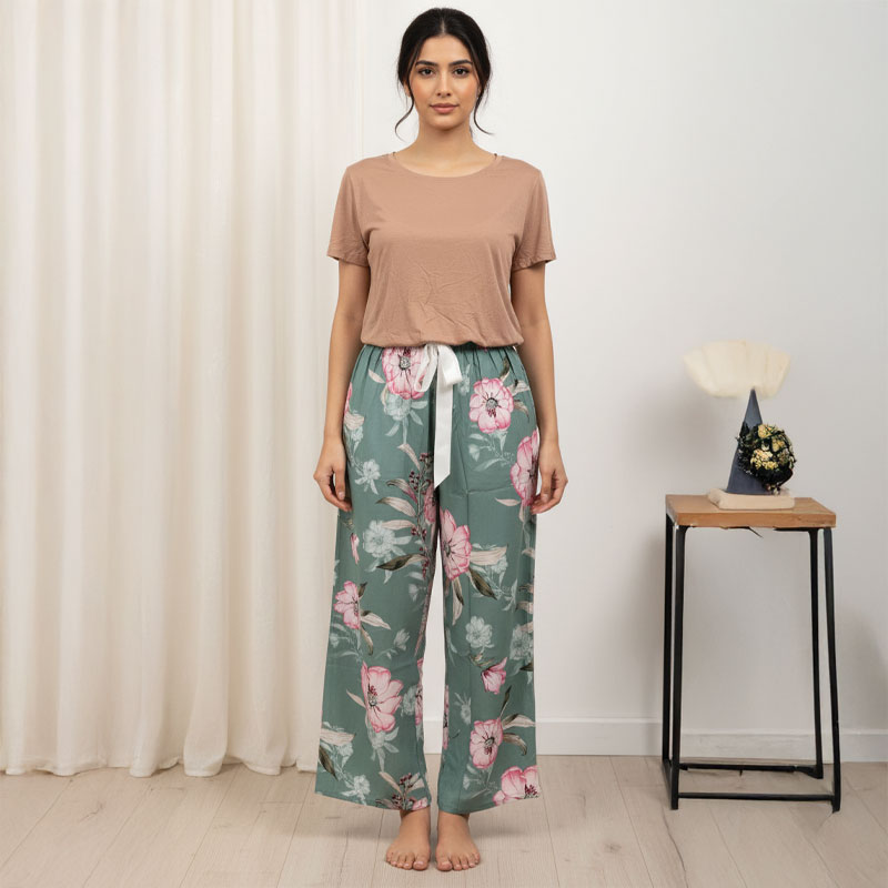 Soft Padded Tee Khaki Green Lily Floral Lounge Set