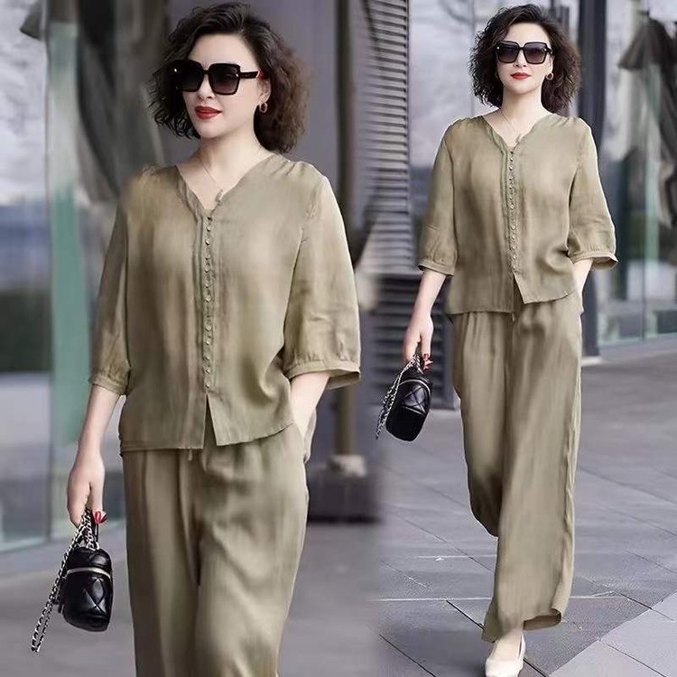 Casual 3/4 Sleeves Solid Slim Pajama Set - Khaki