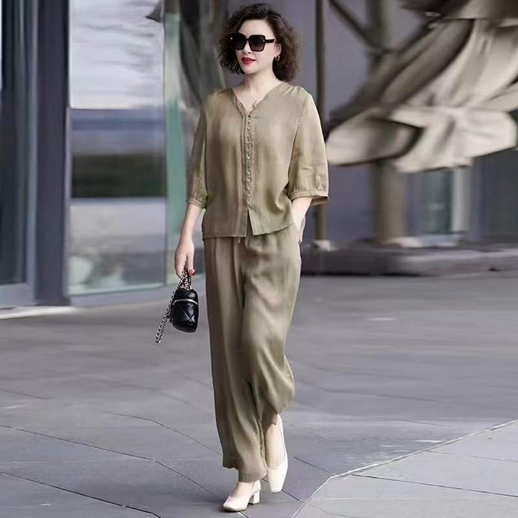 Casual 3/4 Sleeves Solid Slim Pajama Set - Khaki